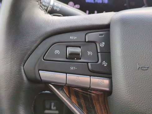 Certified 2024 Cadillac Escalade ESV Premium Luxury w/ Performance Package image 21