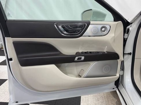 Used 2020 Lincoln Continental Black Label image 13