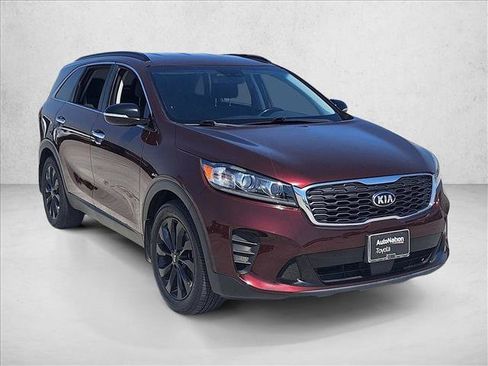 Used 2020 Kia Sorento S FWD image 3