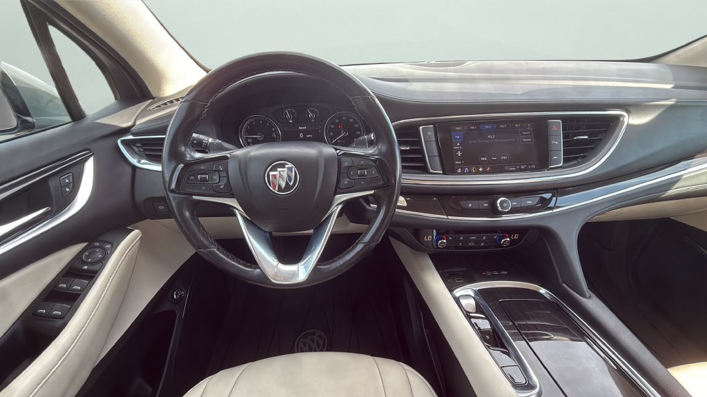 Used 2024 Buick Enclave Essence FWD image 21