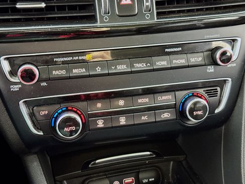 Used 2019 Kia Optima S w/ S Panoramic Sunroof Package image 18