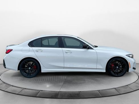 Used 2024 BMW 330i Sedan w/ M Sport Package RWD image 8