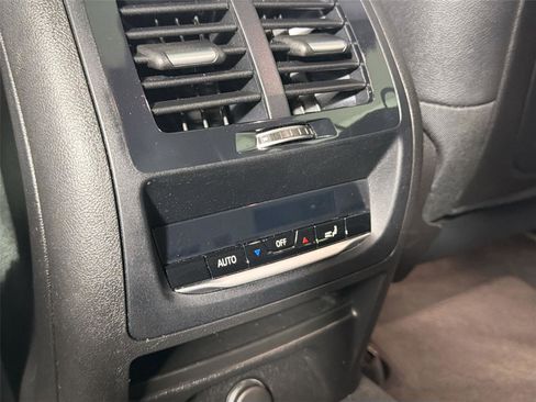 Used 2019 BMW X4 M40i w/ Driving Assistance Package image 26