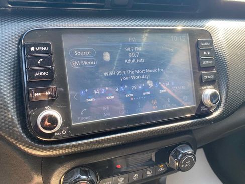 Used 2022 Nissan Kicks SV FWD image 17