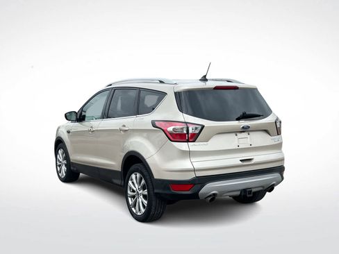 Used 2018 Ford Escape Titanium image 6