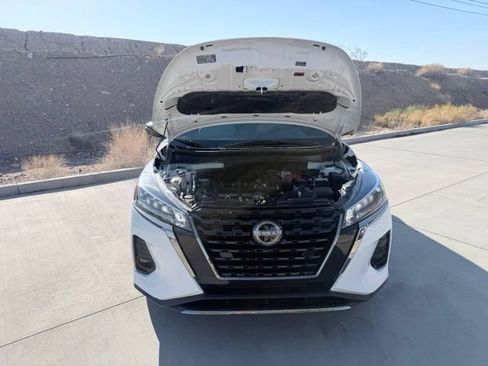 Used 2023 Nissan Kicks SR w/ SR Premium Package FWD image 36
