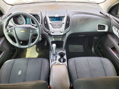 Used 2013 Chevrolet Equinox LS image 25
