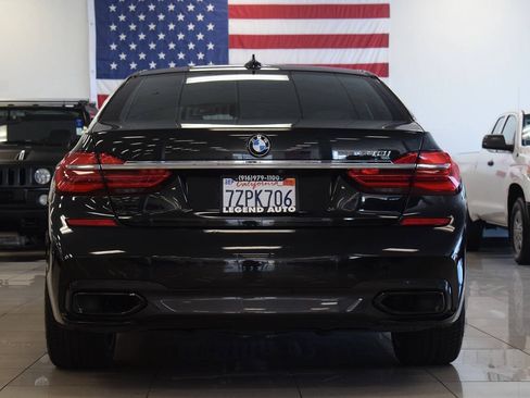 Used 2017 BMW 740i RWD image 6