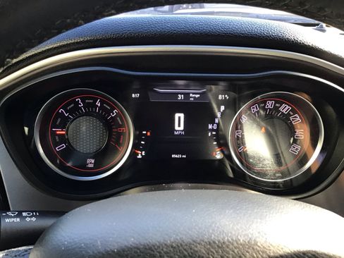 Used 2019 Dodge Challenger R/T RWD image 6