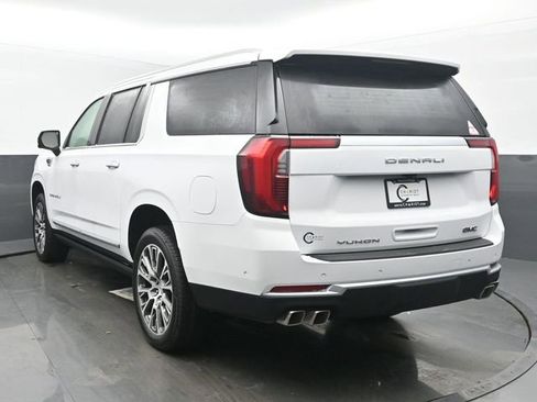 New 2026 GMC Yukon XL Denali w/ Sun & Power Step Package image 4