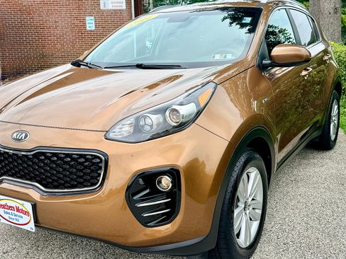Used 2017 Kia Sportage LX w/ LX Popular Package AWD/4WD image 11
