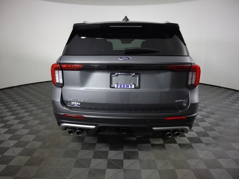 Used 2025 Ford Explorer Platinum w/ Ultimate Package AWD/4WD image 4