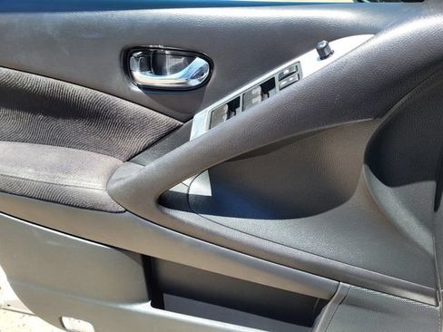 Used 2012 Nissan Murano SV AWD/4WD image 12