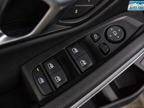 Used 2019 BMW 330i xDrive Sedan w/ Convenience Package image 11