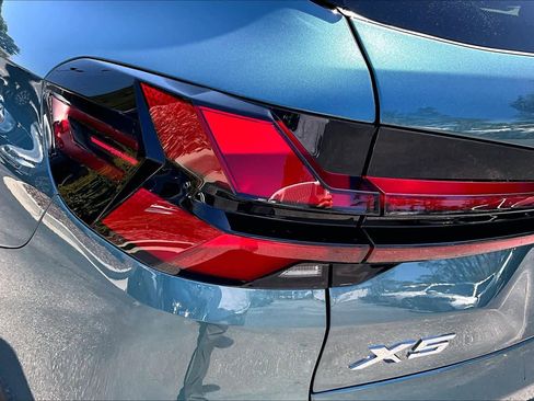 Certified 2026 BMW X5 xDrive50e image 29