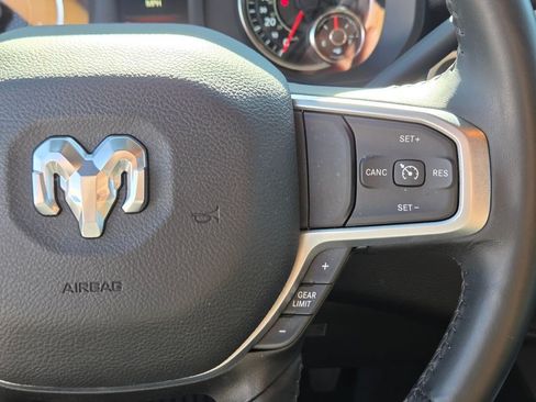 Used 2024 RAM 2500 Big Horn w/ Sport Appearance Package AWD/4WD image 25