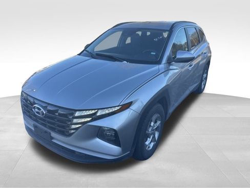 Used 2024 Hyundai Tucson SEL FWD image 2