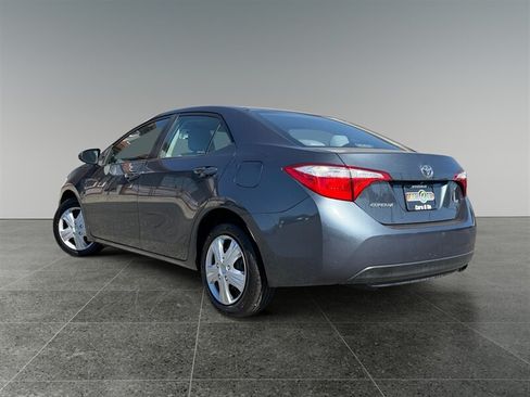 Used 2015 Toyota Corolla LE FWD image 3
