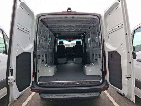 New 2025 Mercedes-Benz Sprinter 3500 image 19