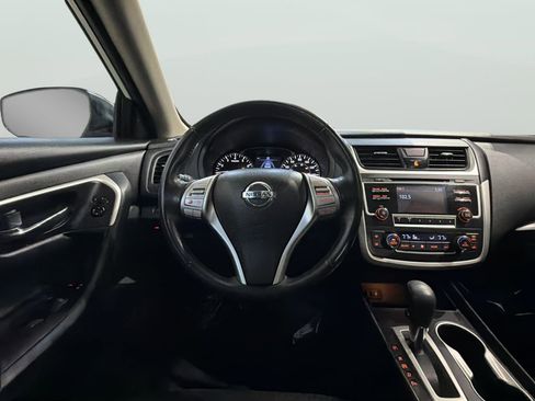 Used 2016 Nissan Altima 2.5 SV w/ Convenience Package image 17