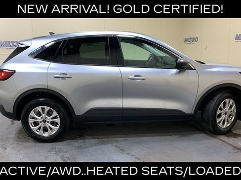Used 2023 Ford Escape Active AWD/4WD image 2
