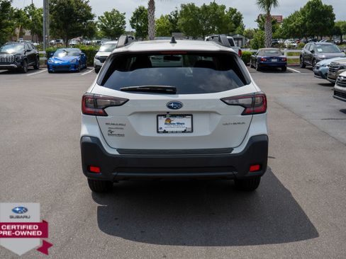 Certified 2025 Subaru Outback Premium AWD/4WD image 4