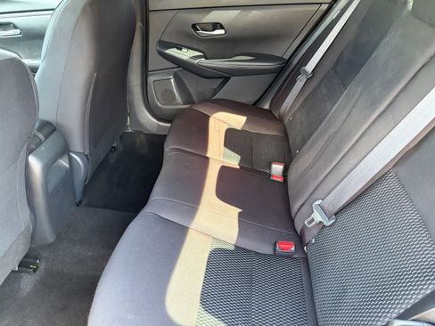 Certified 2023 Nissan Sentra S FWD image 12