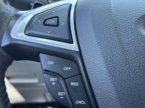 Used 2016 Ford Edge Titanium w/ Equipment Group 301A AWD/4WD image 28