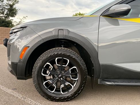 Used 2022 Hyundai Santa Cruz SEL Premium AWD/4WD image 11