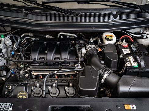 Used 2019 Ford Explorer Limited w/ Class III Trailer Tow Package image 35