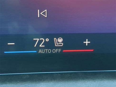 Certified 2025 BMW X5 sDrive40i w/ Climate Comfort Package image 25