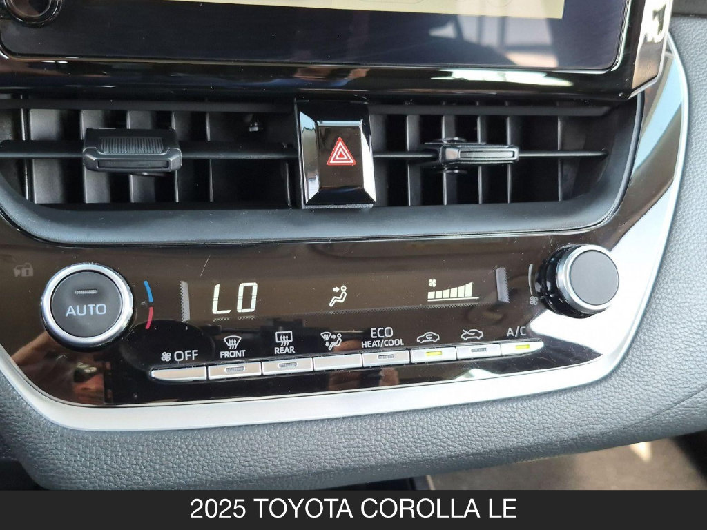 Used 2025 Toyota Corolla LE FWD image 22