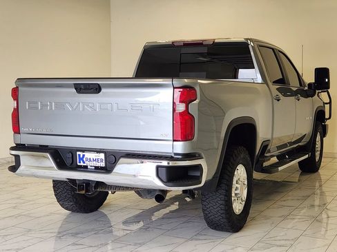 Used 2024 Chevrolet Silverado 3500 LT w/ Convenience Package AWD/4WD image 6