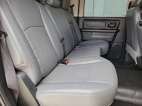 Used 2017 RAM 2500 Tradesman w/ Chrome Appearance Group AWD/4WD image 16
