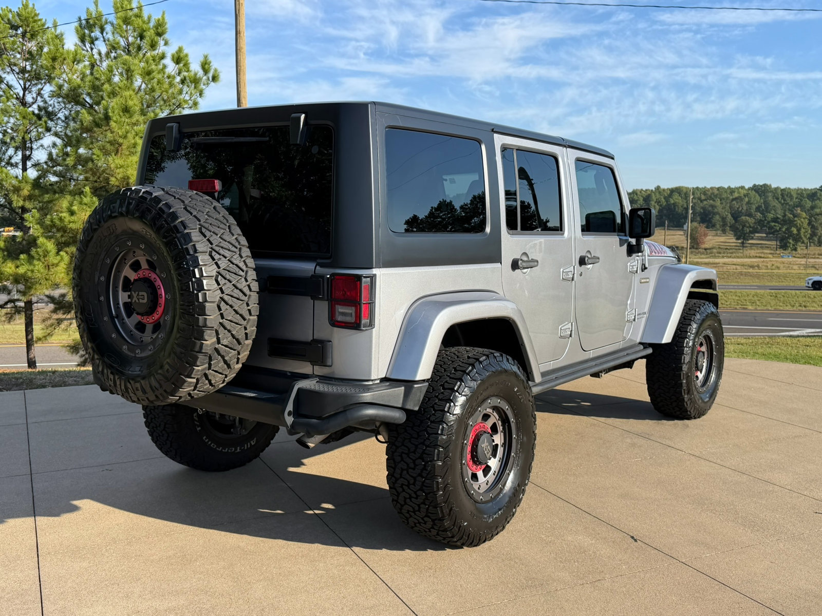 Used 2018 Jeep Wrangler Unlimited Sport AWD/4WD image 6