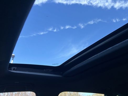 Used 2025 Honda CR-V Sport Touring image 18