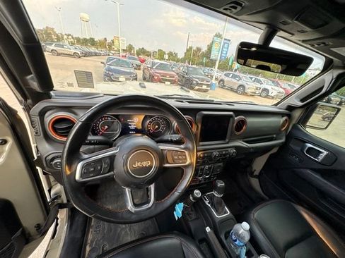 Used 2022 Jeep Gladiator Mojave w/ LED Lighting Group AWD/4WD image 11