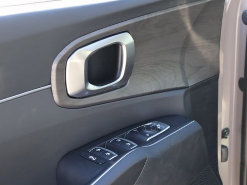 Used 2025 Kia Sorento X-Line EX image 23