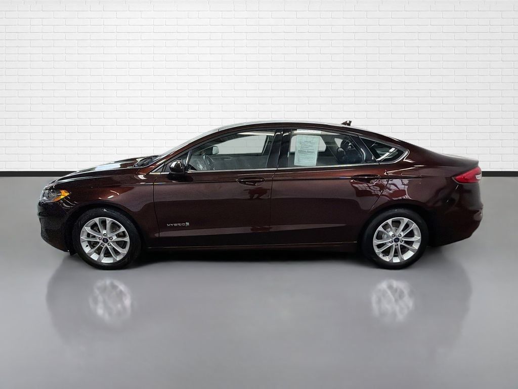Used 2019 Ford Fusion SE FWD image 6