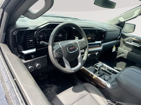 New 2026 GMC Sierra 1500 Elevation w/ Elevation Premium Package AWD/4WD image 10