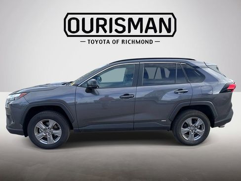 Used 2024 Toyota RAV4 LE image 4