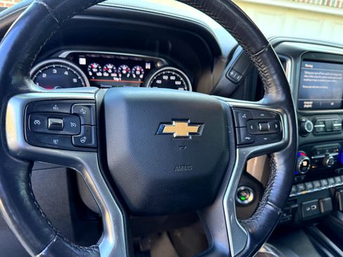 Used 2022 Chevrolet Silverado 3500 LTZ w/ LTZ Plus Package image 16