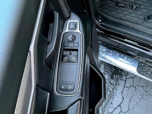 Used 2024 RAM 3500 Tradesman w/ Chrome Appearance Group image 14