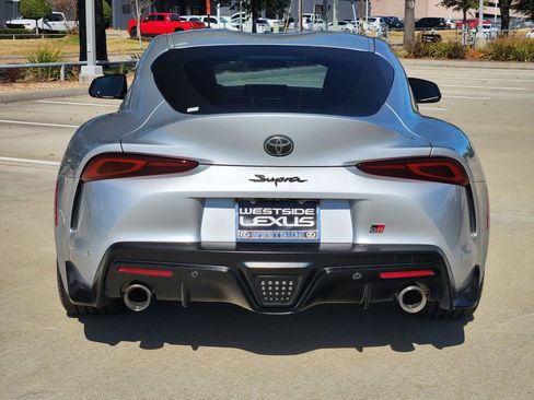 Used 2020 Toyota Supra Premium w/ Driver Assist Package image 6