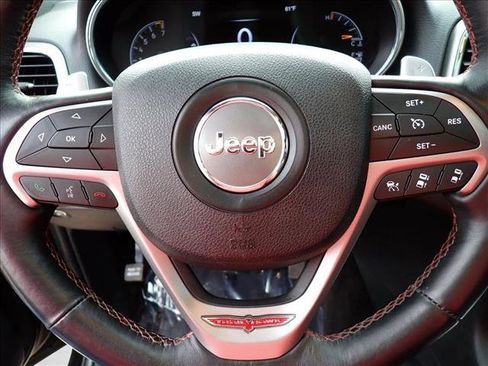 Used 2017 Jeep Grand Cherokee Trailhawk w/ Trailhawk Luxury Group image 19