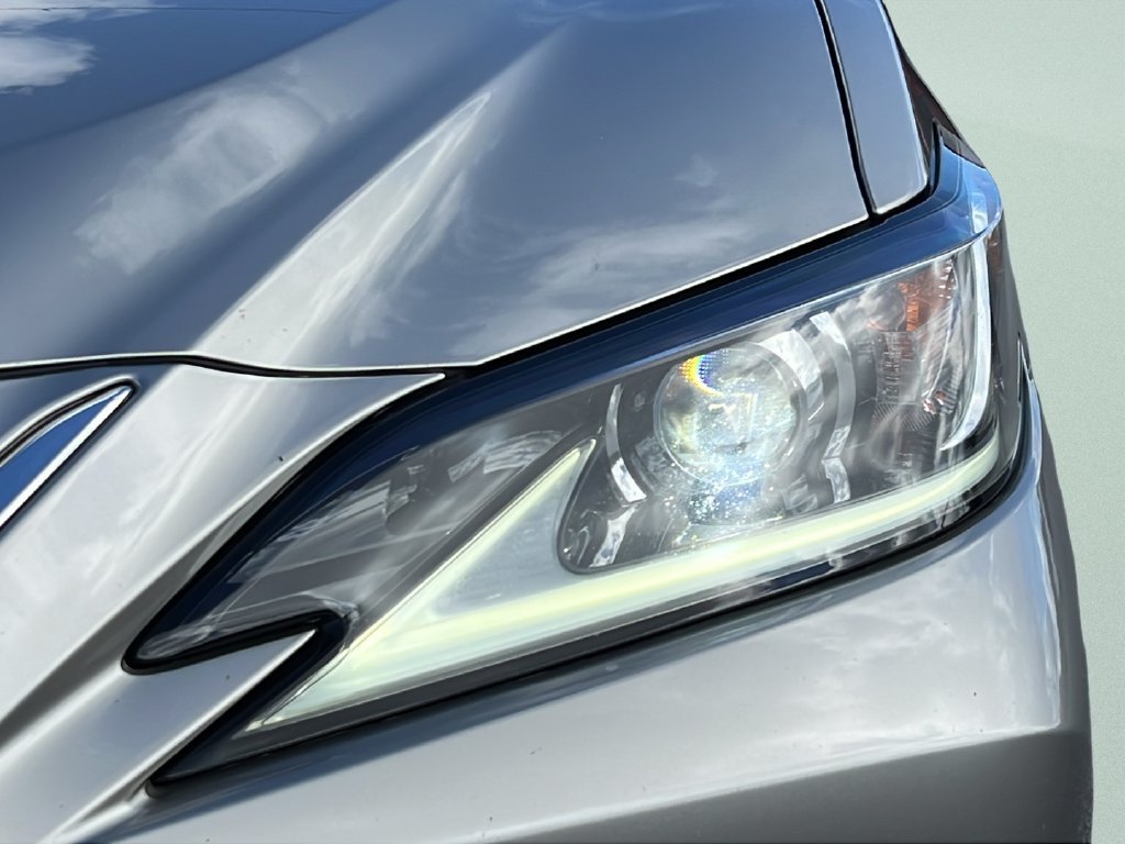 Used 2019 Lexus ES 350 w/ Premium Package FWD image 24