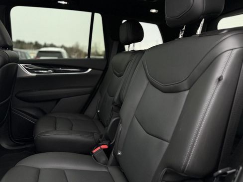 Certified 2023 Cadillac XT6 Premium Luxury image 13