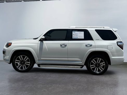 Used 2023 Toyota 4Runner Limited AWD/4WD image 6