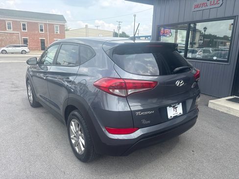 Used 2017 Hyundai Tucson SE FWD image 3