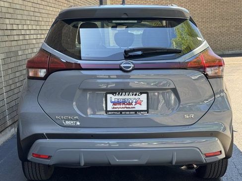 Used 2023 Nissan Kicks SR w/ SR Premium Package FWD image 13